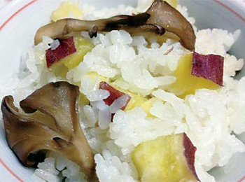JAあわじ島の特産品レシピ「サツマイモと舞茸の秋ご飯」